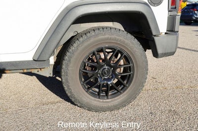 2013 Jeep Wrangler Unlimited Sport Uconnect Voice Command w/Bluetooth