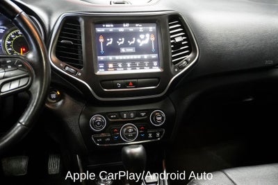 2020 Jeep Cherokee Trailhawk Navigation System & Full Sunroof