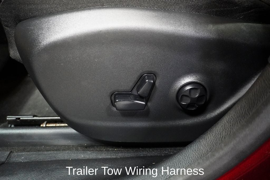 2020 Jeep Cherokee Trailhawk Navigation System & Full Sunroof