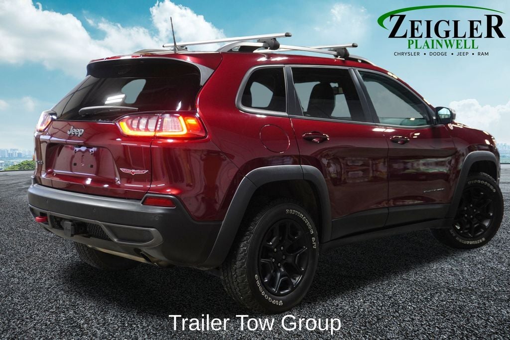 2020 Jeep Cherokee Trailhawk Navigation System & Full Sunroof