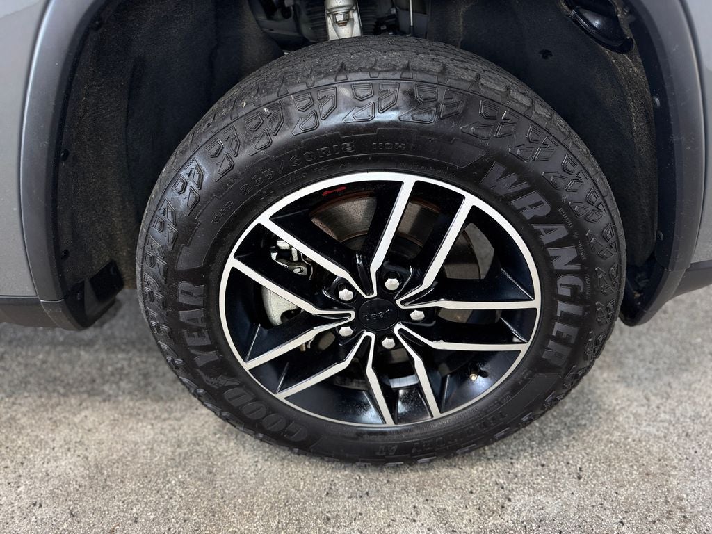 2020 Jeep Grand Cherokee Trailhawk Luxury Group