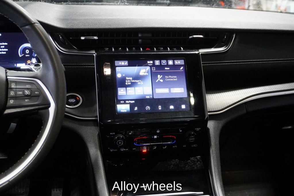 2023 Jeep Grand Cherokee Altitude X Navigation & Power Sunroof