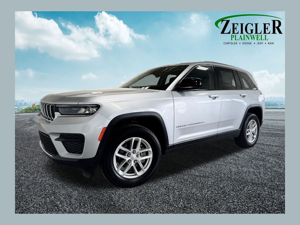 2023 Jeep Grand Cherokee Laredo Luxury Tech Group I