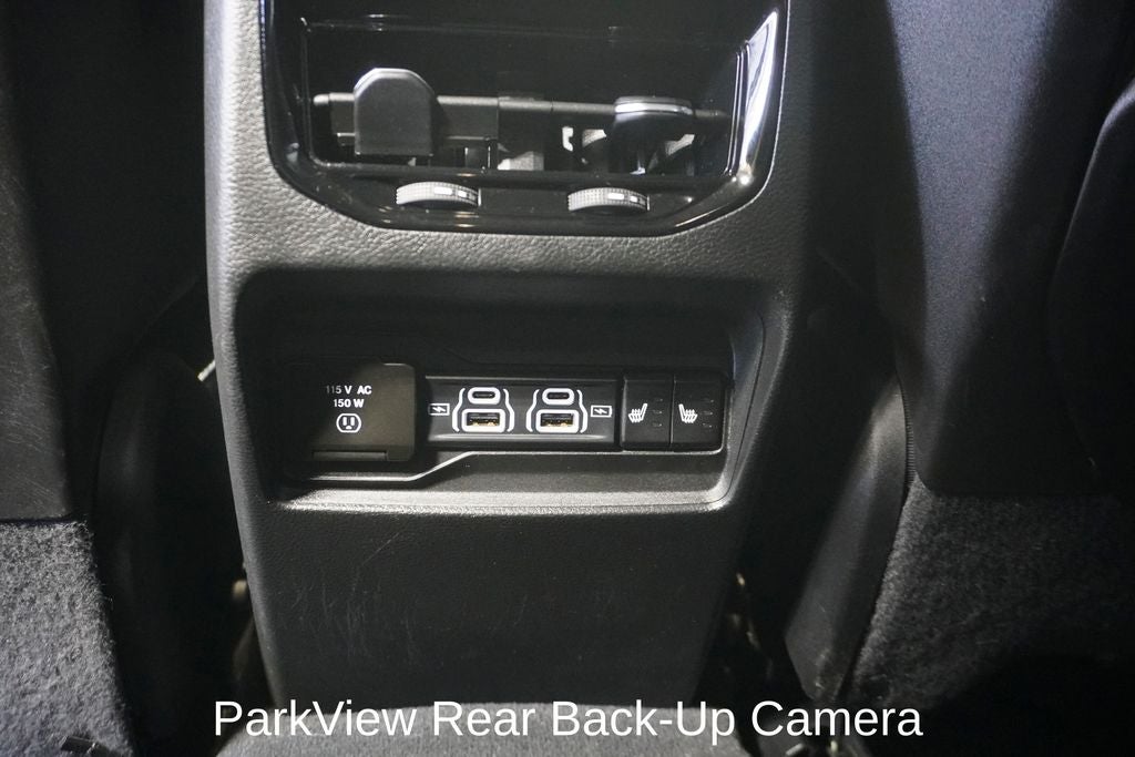 2023 Jeep Grand Cherokee Limited Navigation System & Surround View Camera System