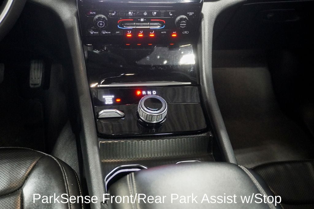 2024 Jeep Grand Cherokee Limited Dual-Pane Panoramic Sunroof & Navigation System