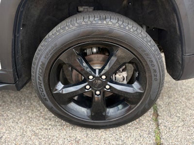 2024 Jeep Grand Cherokee Limited Black Appearance Package