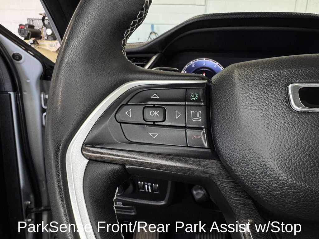 2024 Jeep Grand Cherokee Limited Black Appearance Package