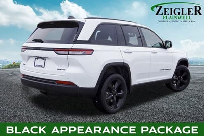 2023 Jeep Grand Cherokee Limited Blackout Package with Navigation