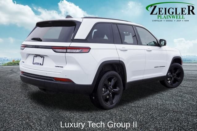 2023 Jeep Grand Cherokee Limited Blackout Package with Navigation
