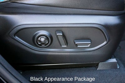 2023 Jeep Grand Cherokee Limited Blackout Package with Navigation