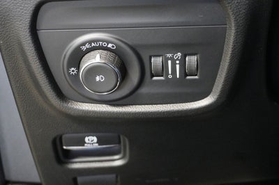 2023 Jeep Grand Cherokee Limited Navigation System & Radio: Uconnect 5 Nav w/10.1"