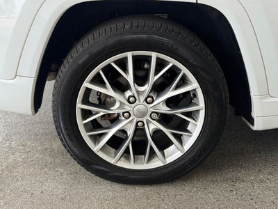 2023 Jeep Grand Cherokee Summit Power moonroof