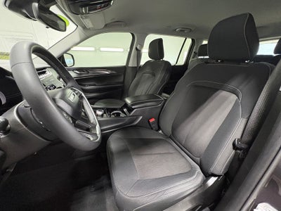 2023 Jeep Grand Cherokee L Laredo Radio: Uconnect 5 w/8.4" Display