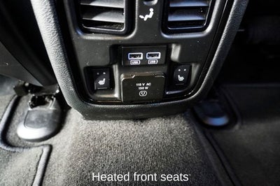 2022 Dodge Durango R/T Navigation System & Apple CarPlay/Android Auto