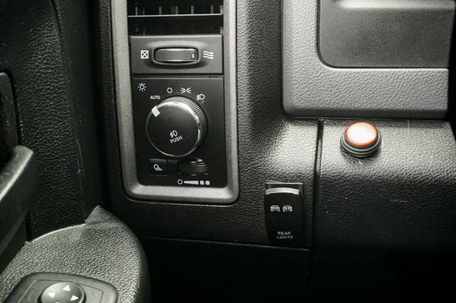 2018 RAM 1500 Express ParkView Rear Back-Up Camera & Integrated Voice Co