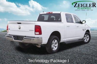 2022 RAM 1500 Classic SLT ParkView Rear Back-Up Camera & Integrated Voice Co