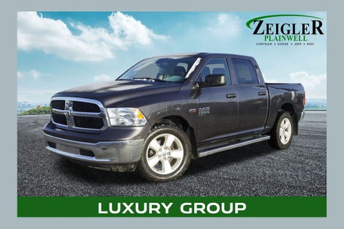 2023 RAM 1500 Classic SLT Integrated Voice Command w/Bluetooth & ParkView Re