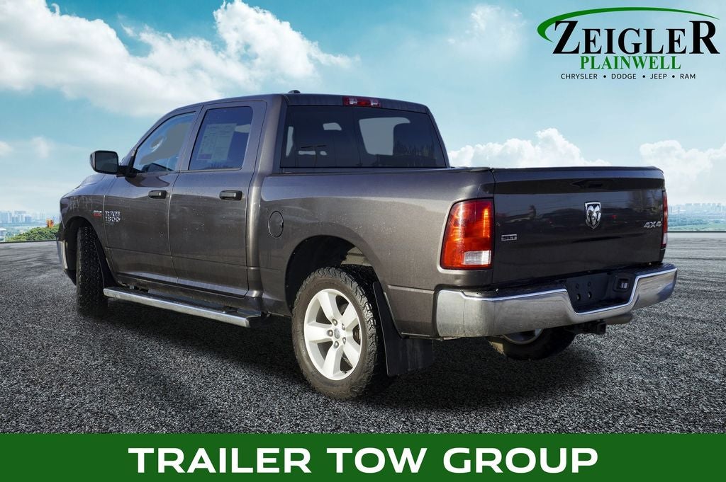 2023 RAM 1500 Classic SLT Integrated Voice Command w/Bluetooth & ParkView Re