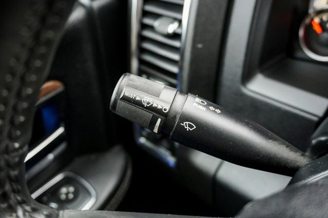 2018 RAM 1500 Laramie Navigation System & Power Sunroof