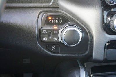 2022 RAM 1500 Big Horn/Lone Star Navigation System & ParkView Rear Back-Up Camera