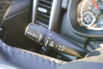 2022 RAM 1500 Big Horn/Lone Star Navigation System & ParkView Rear Back-Up Camera