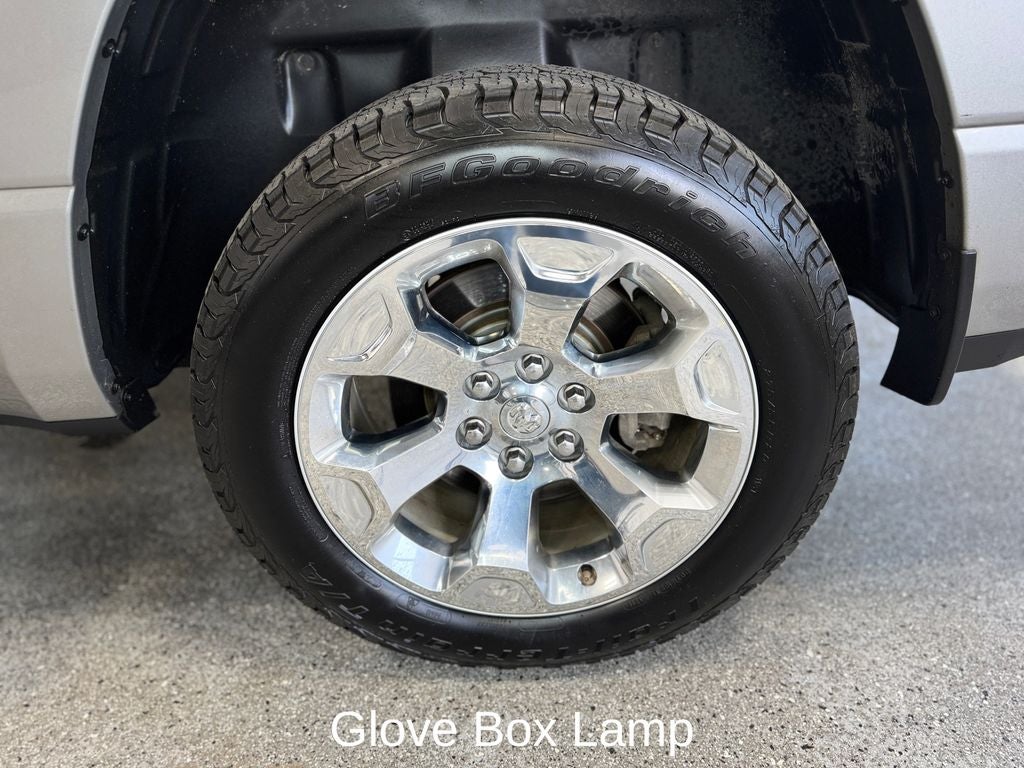 2020 RAM 1500 Big Horn/Lone Star Level 2 Equipment Group