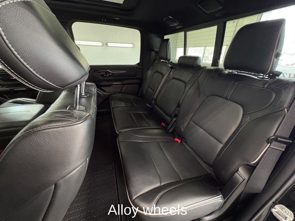 2023 RAM 1500 Limited Panoramic Sunroof