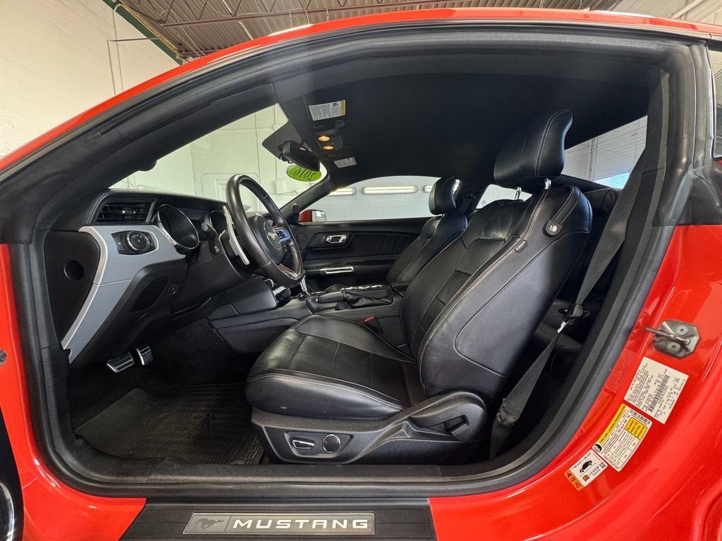 2016 Ford Mustang GT Premium Black Accent Package