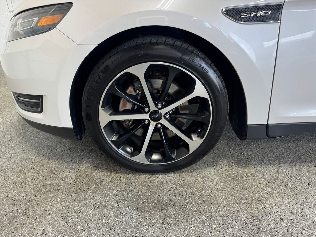 2016 Ford Taurus SHO Power Moonroof