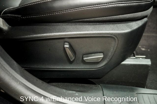 2025 Ford Escape Platinum 360-Degree Camera w/Split View & Navigation