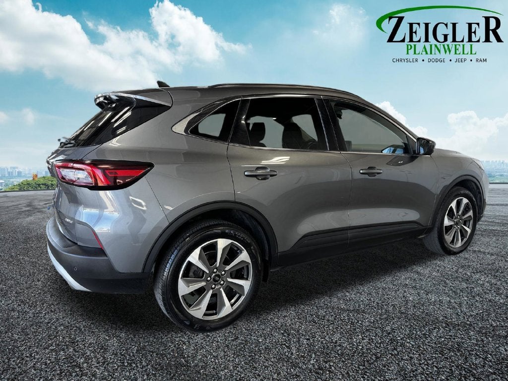 2024 Ford Escape Platinum