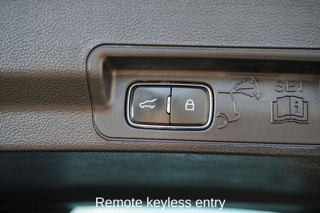 2022 Ford Explorer Limited Twin Panel Moonroof & Navigation System