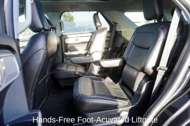 2022 Ford Explorer Limited Twin Panel Moonroof & Navigation System