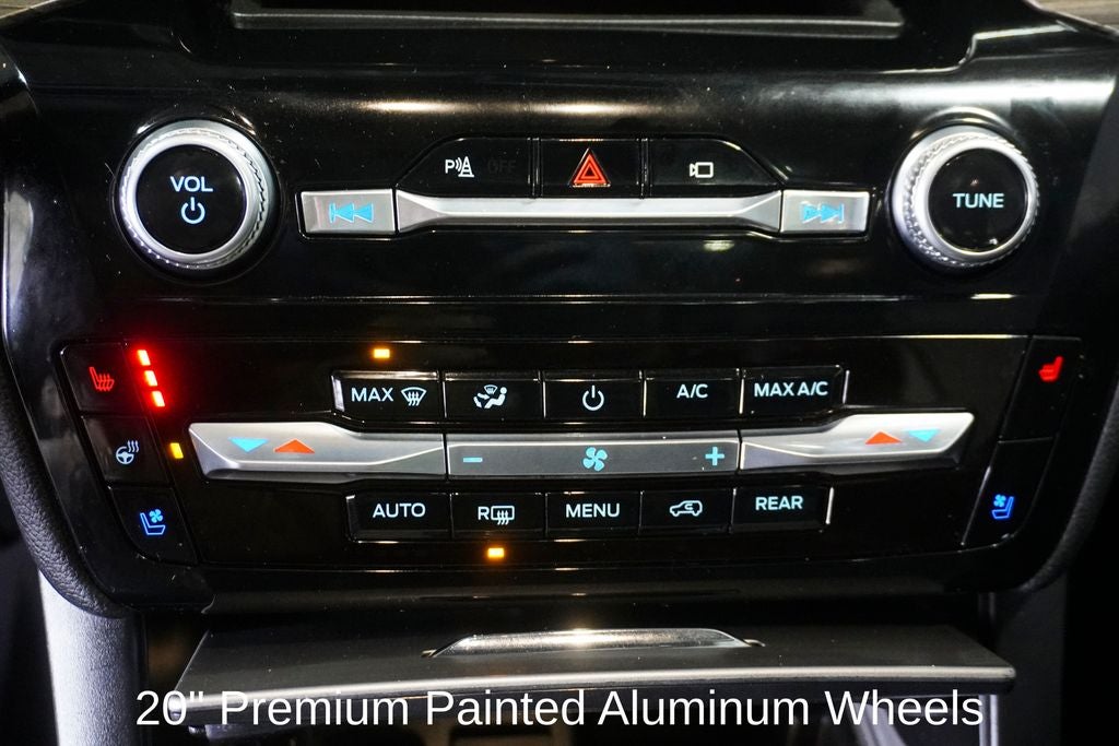 2022 Ford Explorer Limited Twin Panel Moonroof & Navigation System