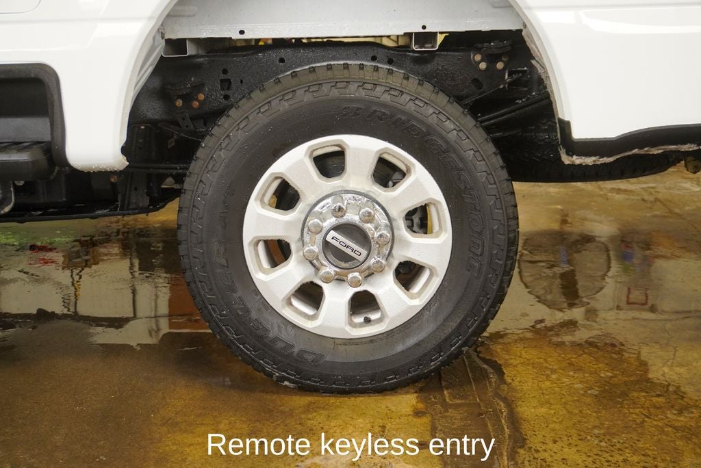 2023 Ford F-250SD XLT Exterior Parking Camera Rear