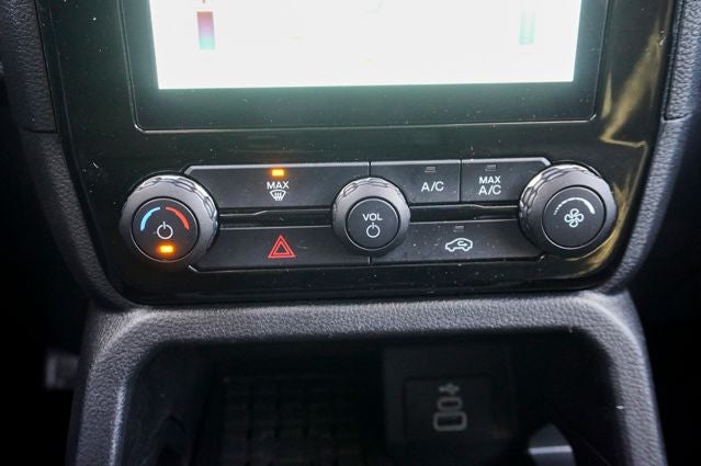 2025 Ford Ranger XLT 12" Display in Center Stack & 360-Degree Camera