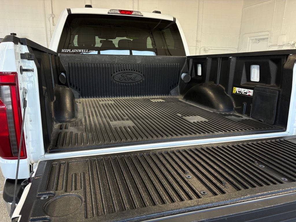 2024 Ford F-150 XLT Navigation system: Connected Navigation