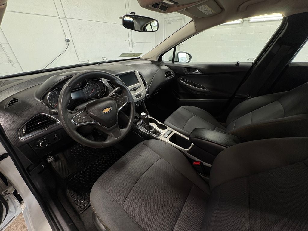 2018 Chevrolet Cruze LS