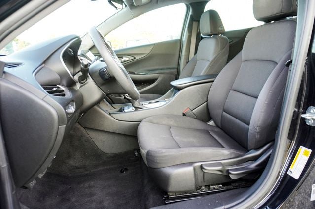 2022 Chevrolet Malibu LS 1FL