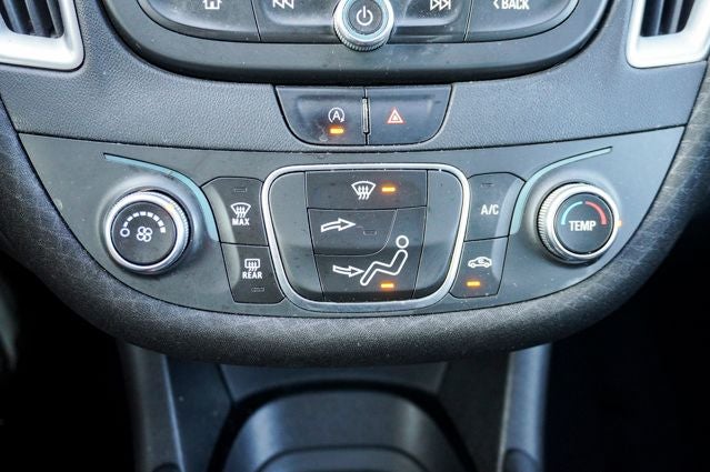 2022 Chevrolet Malibu LS 1FL