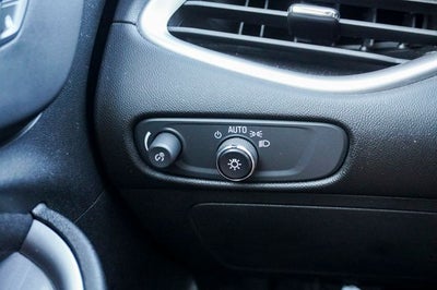 2022 Chevrolet Malibu LS 1FL