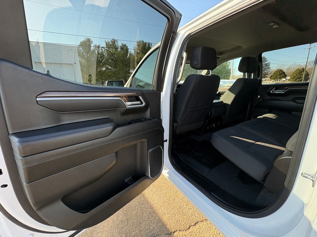 2025 Chevrolet Silverado 1500 LT LT1