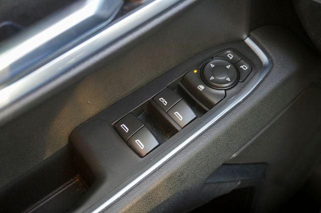 2025 Chevrolet Silverado 1500 LT Navigation System & Apple CarPlay/Android Auto