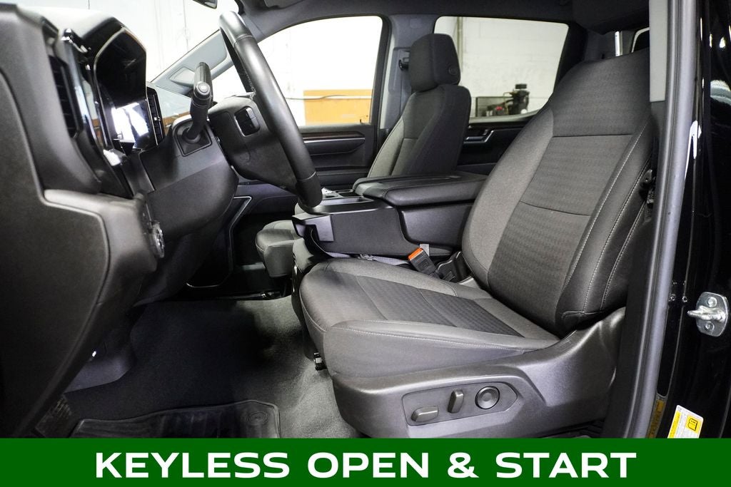 2025 Chevrolet Silverado 1500 LT Navigation System & 12.3" Multicolor Reconfigurabl