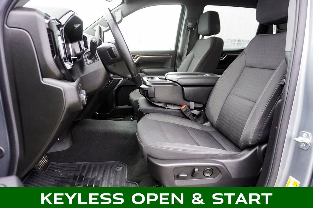 2025 Chevrolet Silverado 1500 LT 12.3" Multicolor Reconfigurable Digital Display &