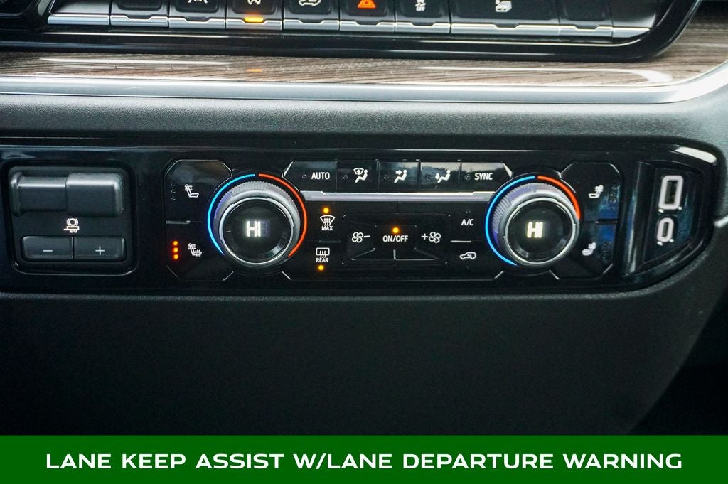 2025 Chevrolet Silverado 1500 LT 12.3" Multicolor Reconfigurable Digital Display &