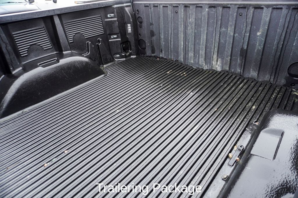 2025 Chevrolet Silverado 1500 LT 12.3" Multicolor Reconfigurable Digital Display &