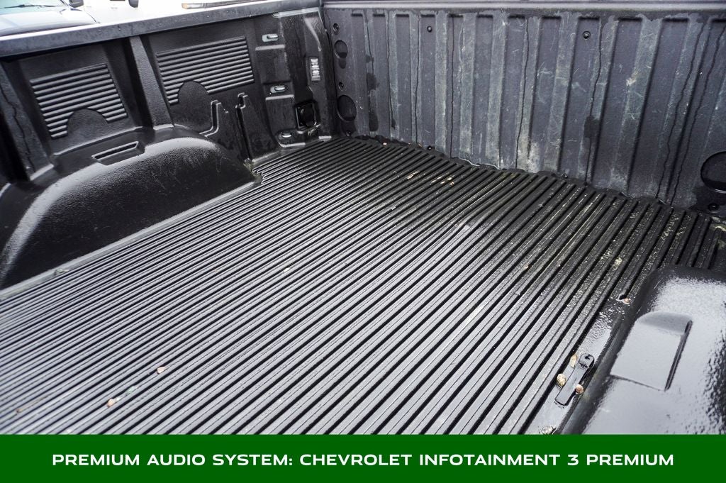 2025 Chevrolet Silverado 1500 LT 12.3" Multicolor Reconfigurable Digital Display &