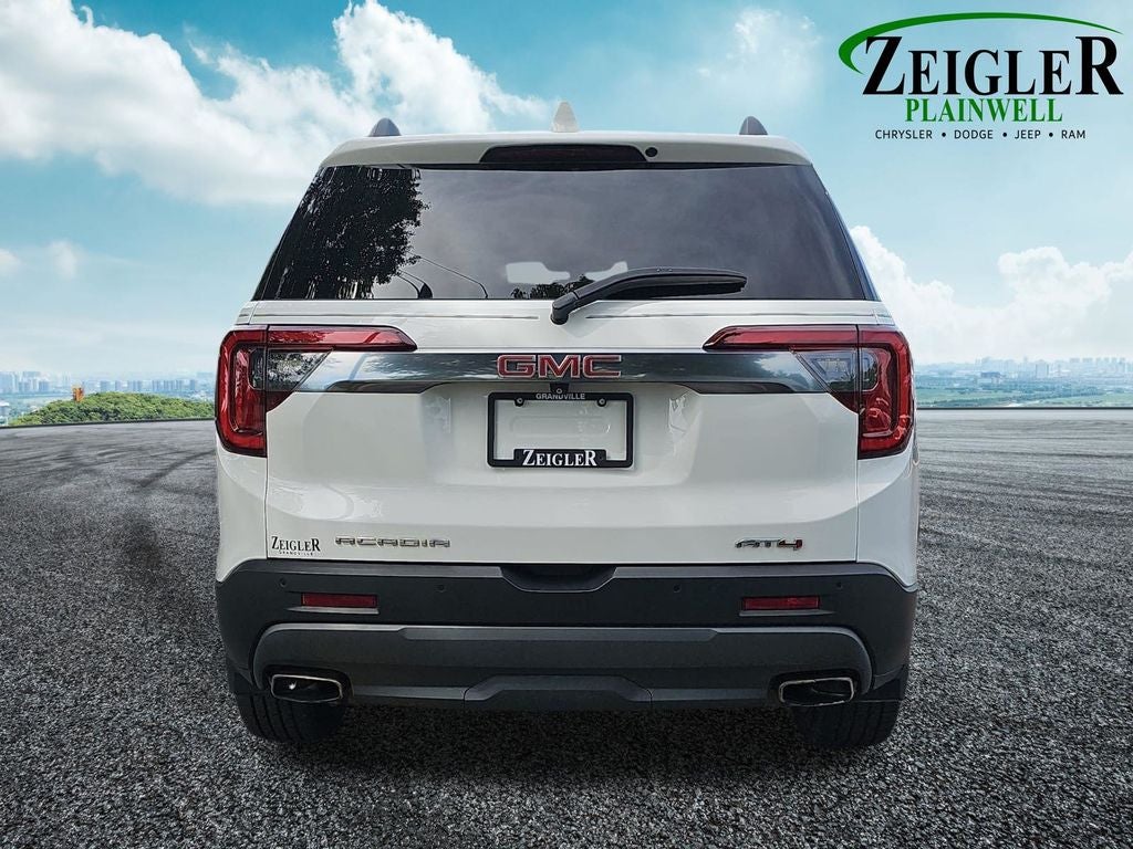 2020 GMC Acadia AT4