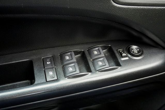 2022 GMC Canyon AT4 w/Leather Exterior Parking Camera Rear & Apple CarPlay/Andro